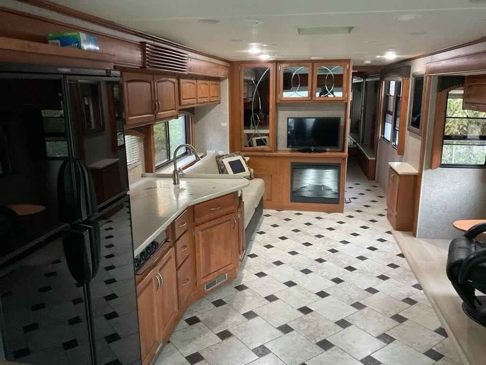 2009 Monaco Diplomat