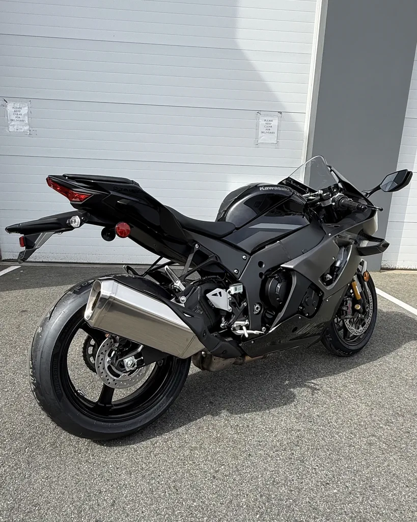 Kawasaki NINJA ZX-10R - Squamish Motorsports Marine & RV